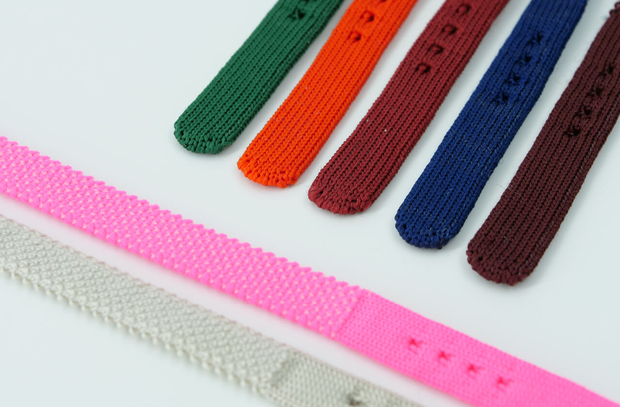 3D knitted watch straps in custom colours – robust, durable, OEKO-TEX® certified products for everyday use